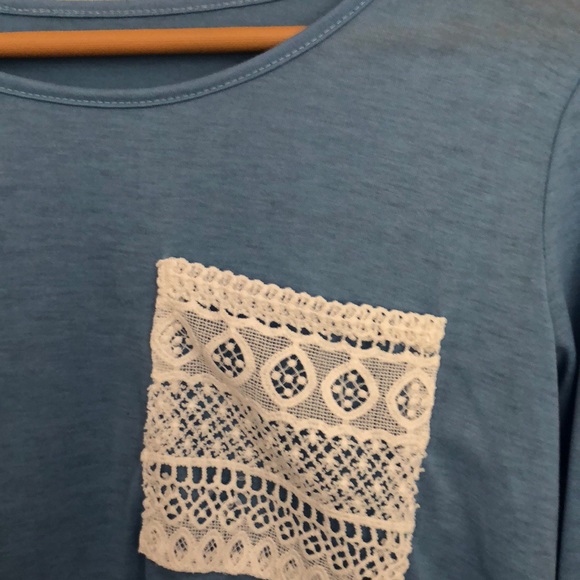 🎀NWOT ROMWE Blue 3/4 Sleeve Shirt Size Small - Picture 3 of 5